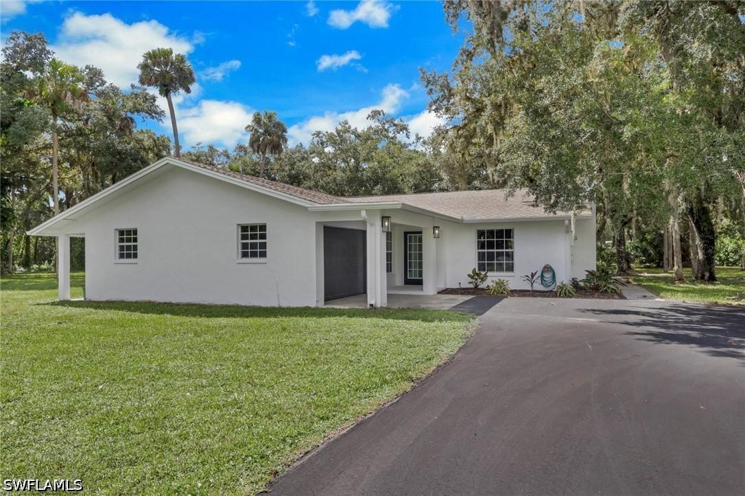 241 20th St., Naples, FL 34120