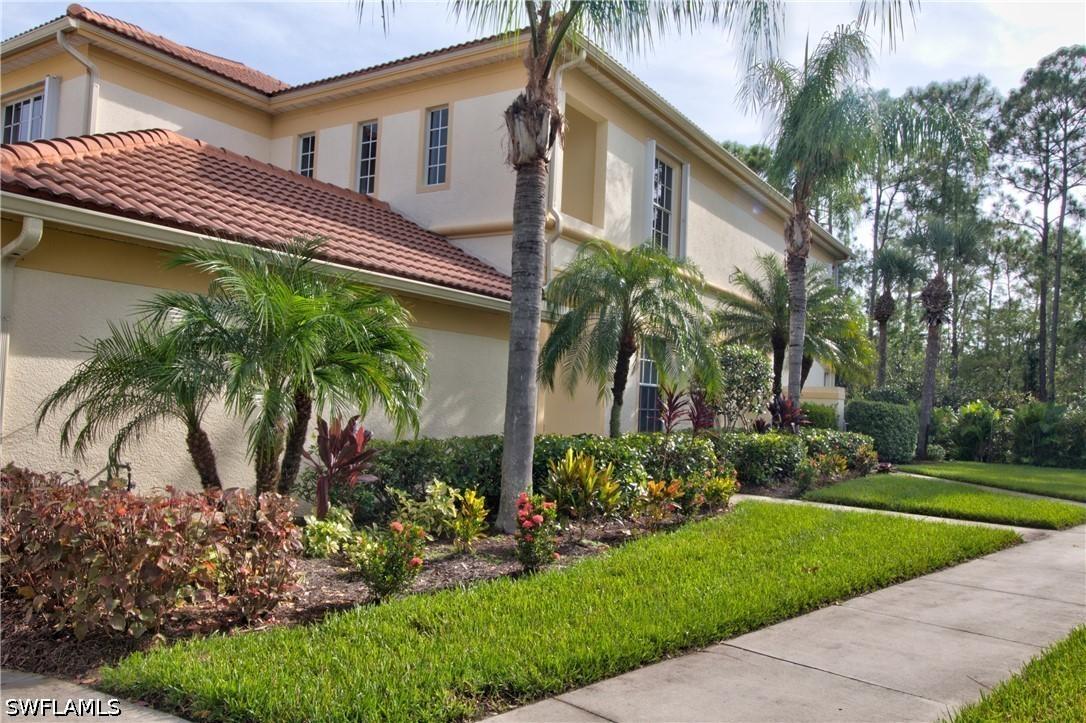 7848 Clemson St. #6-202, Naples, FL 34104