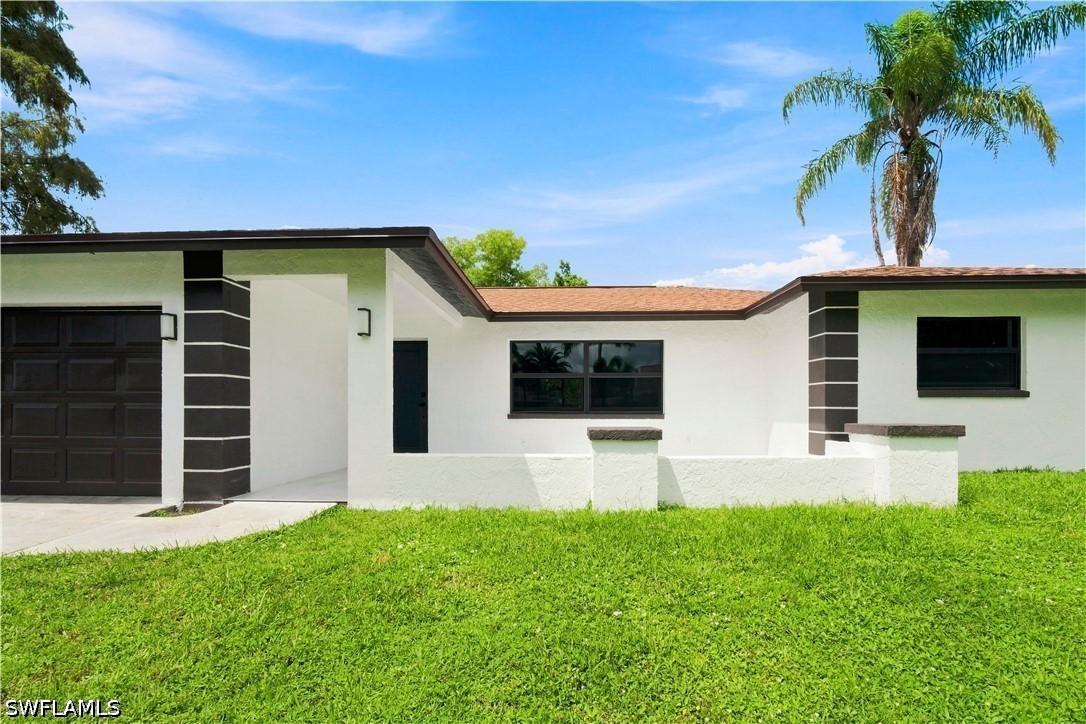 3055 53rd St., Naples, FL 34116