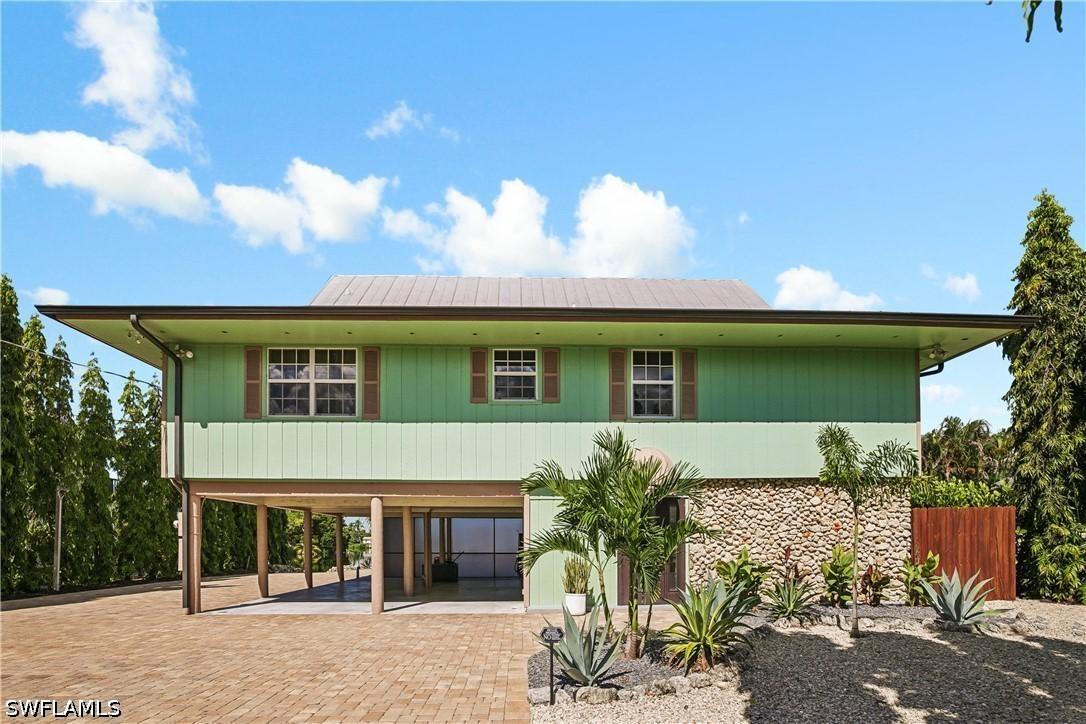 3001 50th St., Naples, FL 34116