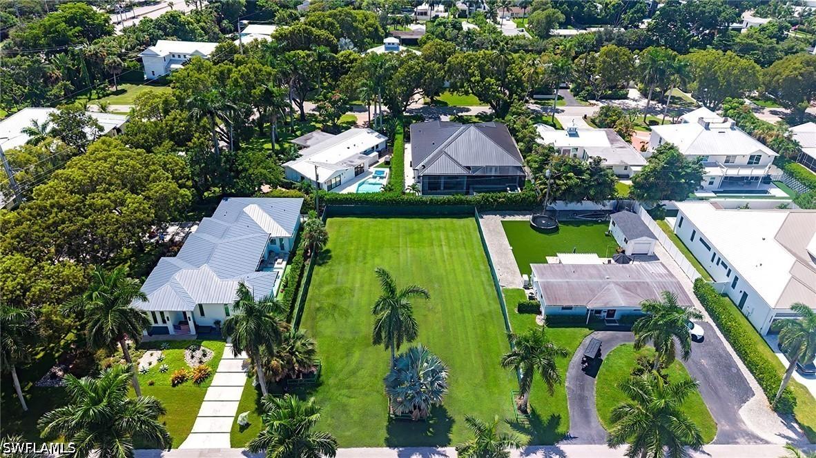 1268 13th Ave., Naples, FL 34102