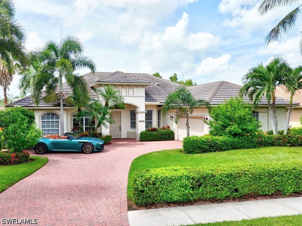 4995 Rustic Oaks Cir., Naples, FL 34105