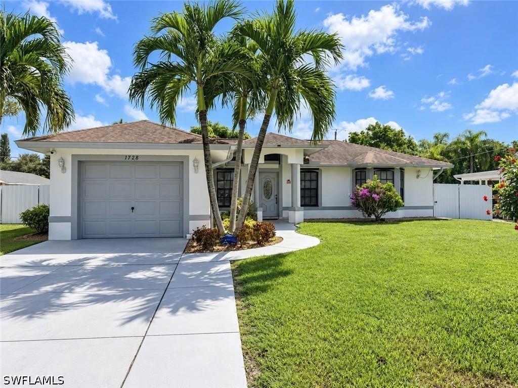 1728 54th Ter., Naples, FL 34116