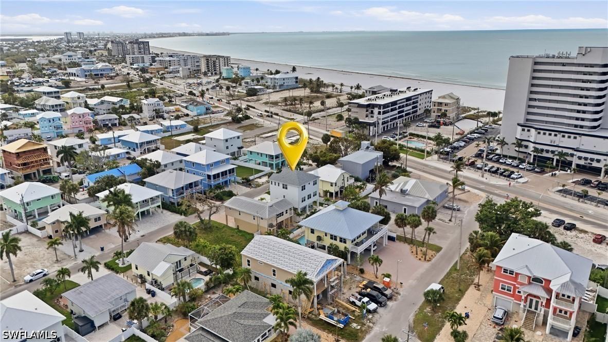 129 Pearl St., Fort Myers Beach, FL 33931