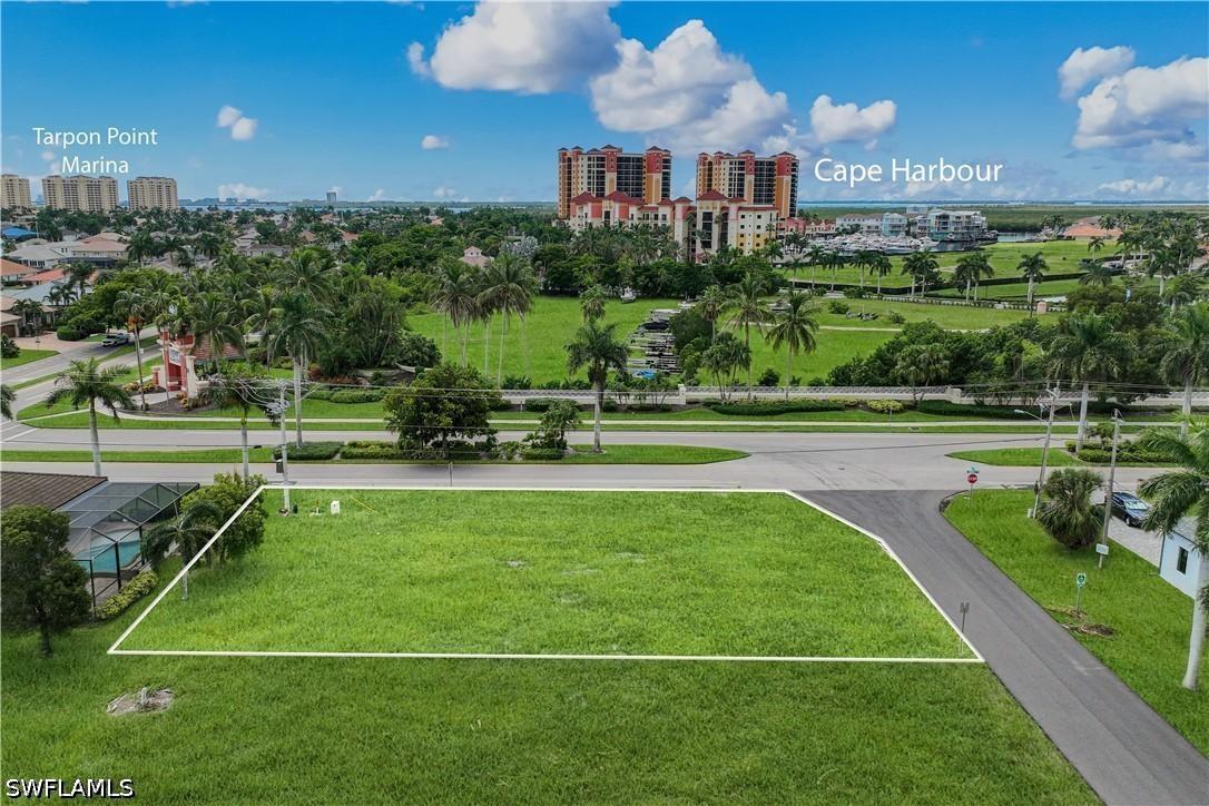 5429 SW 16th Pl., Cape Coral, FL 33914