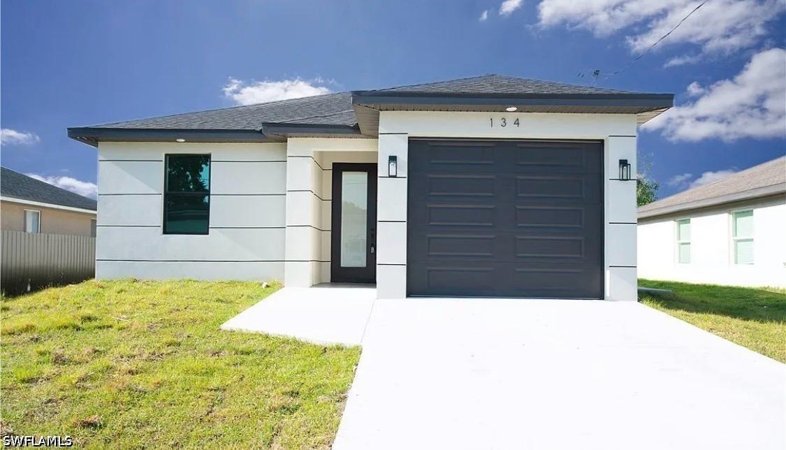 134 Francis Ave., Fort Myers, FL 33916
