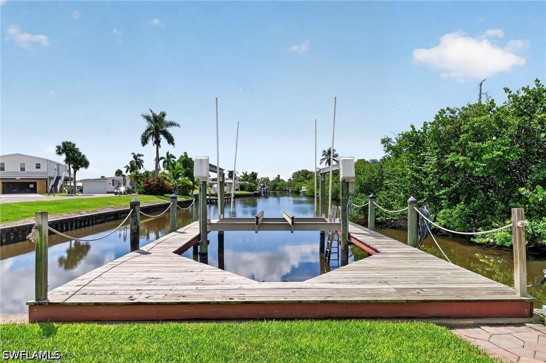 17520 Azalea Ln., Fort Myers Beach, FL 33931