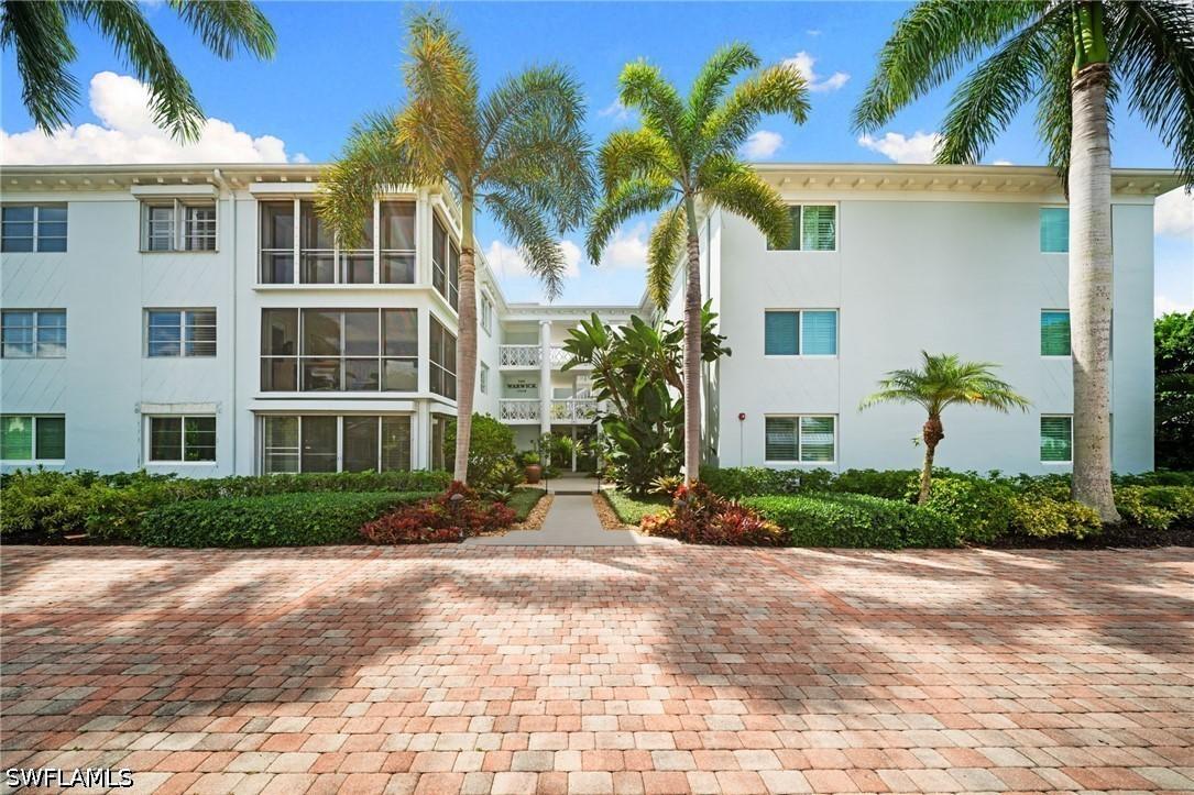 280 2nd Ave. #303, Naples, FL 34102