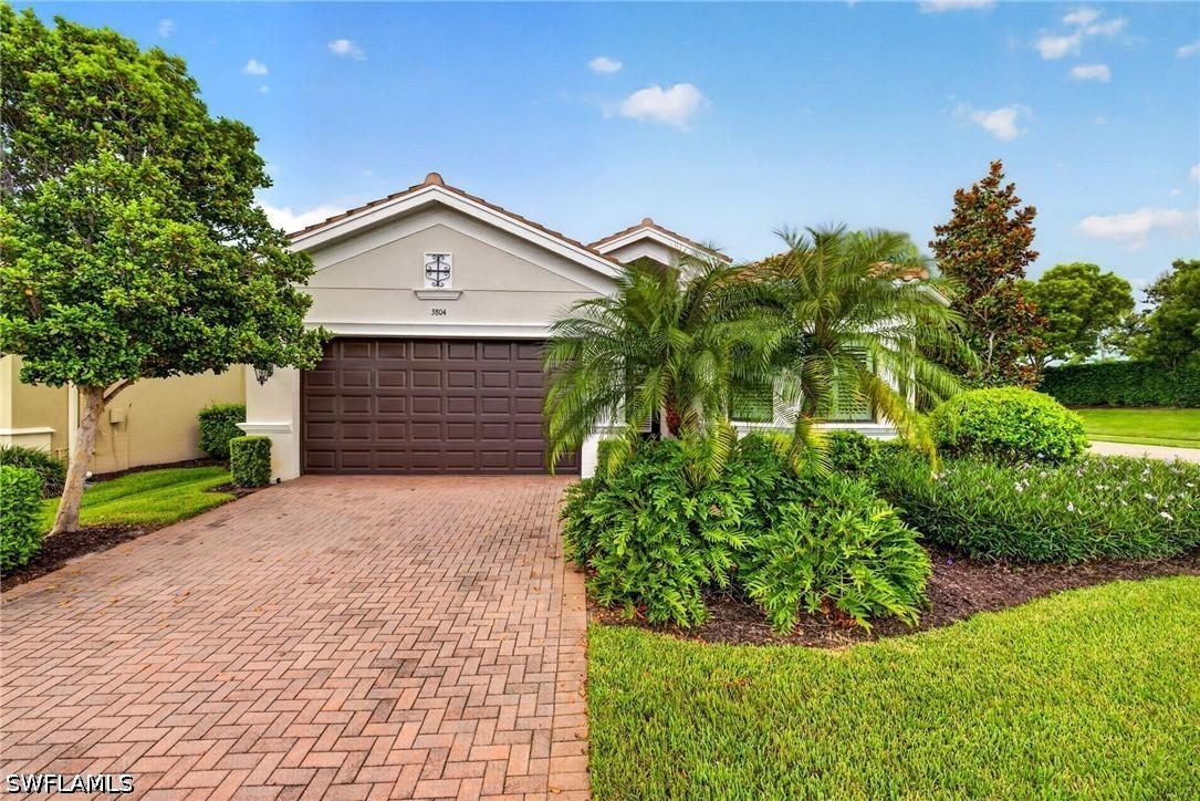3804 Columbia Ct., Naples, FL 34119