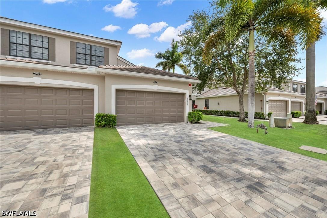 10626 Smokehouse Bay Dr. #102, Naples, FL 34120