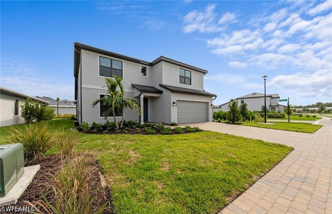 2084 Freemont Way, Naples, FL 34120