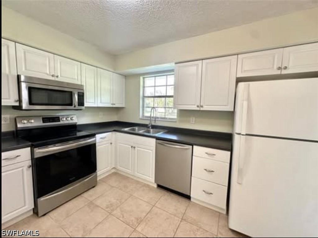 3325 Airport Rd. #D3, Naples, FL 34105