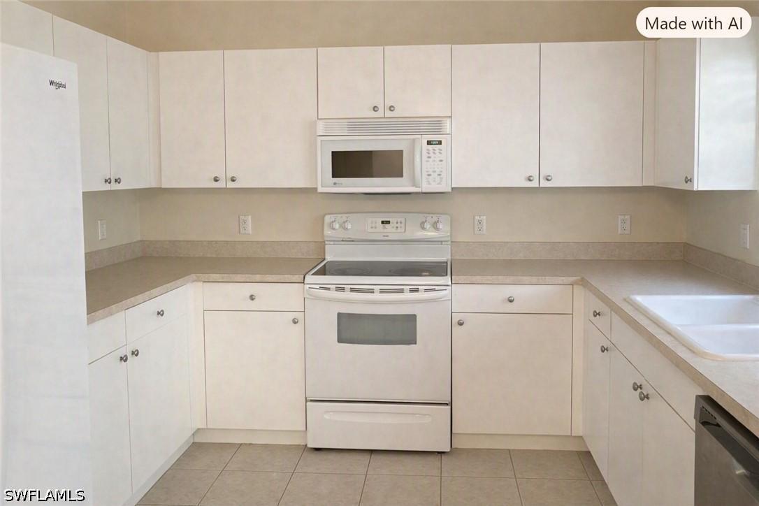 3304 Lisa Ln. #4, Naples, FL 34109