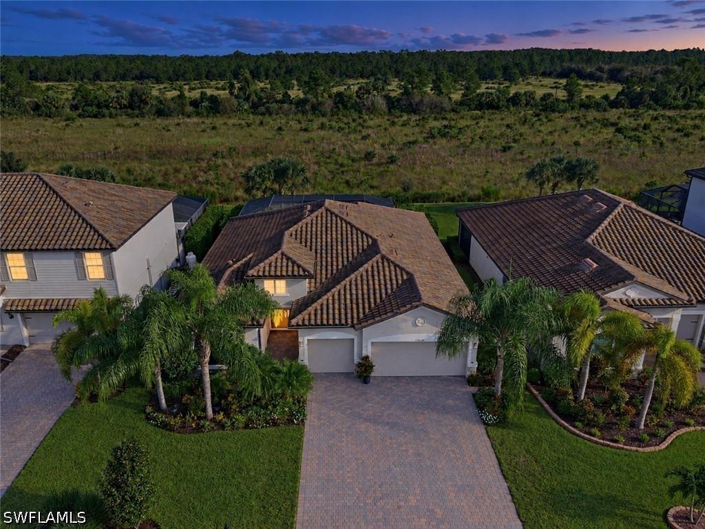 17620 Kinzie Ln., Estero, FL 33928