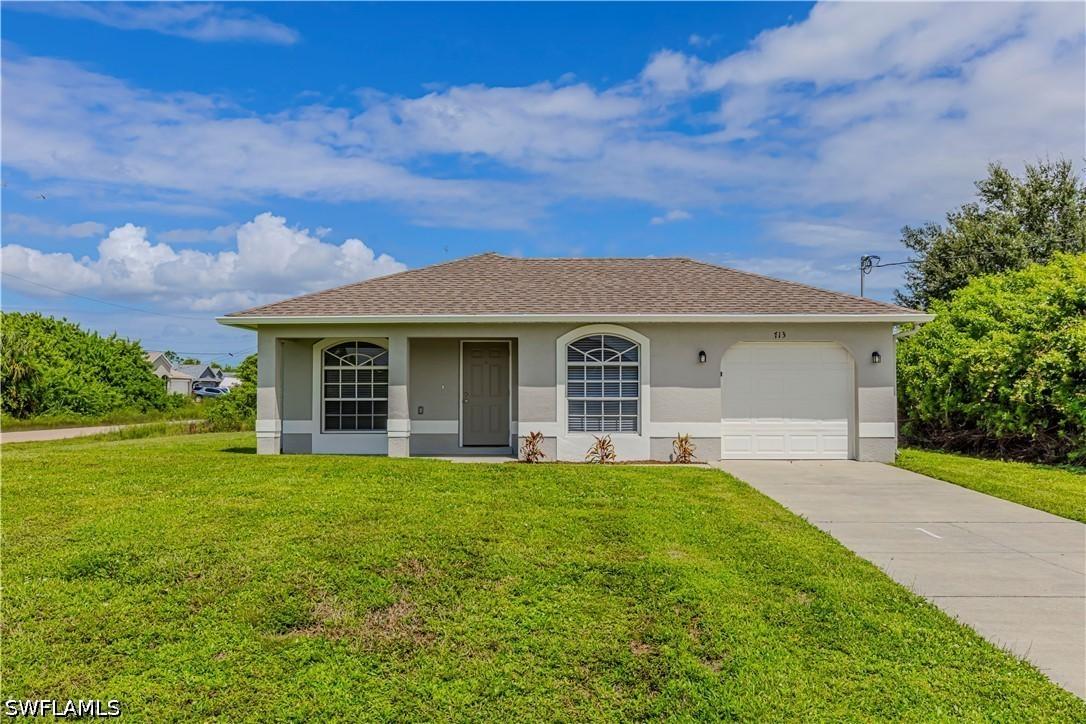 713 Cardinal St., Lehigh Acres, FL 33974