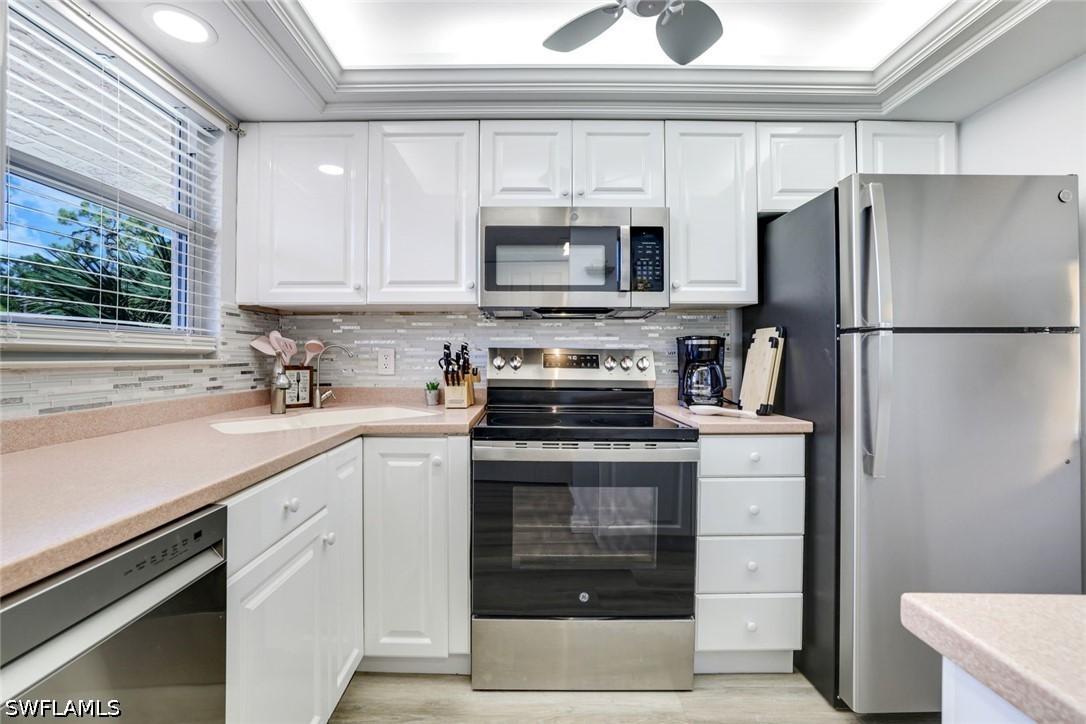 200 Forest Lakes Blvd. #204, Naples, FL 34105