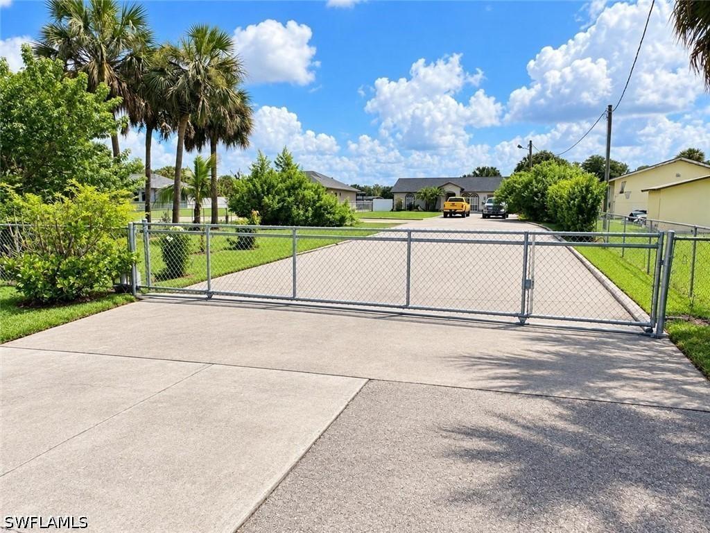 3180 Everglades Blvd., Naples, FL 34117