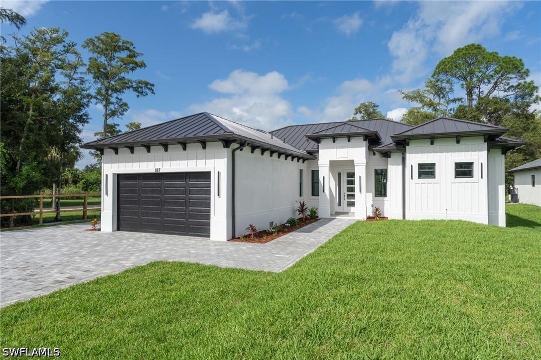 887 6th St., Naples, FL 34117