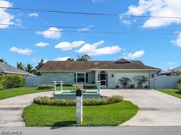 4238 32nd Ave., Naples, FL 34116