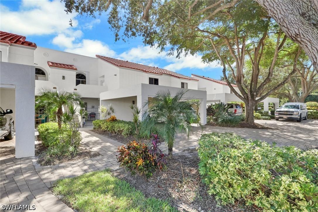 625 Beachwalk Cir. #G203, Naples, FL 34108