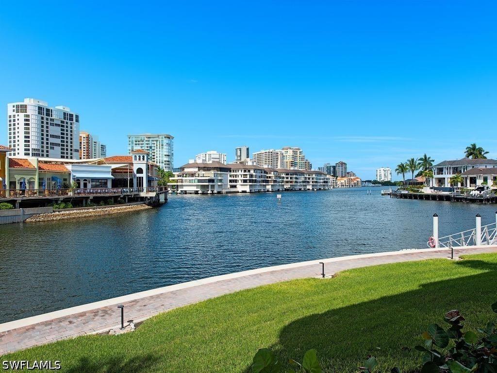 205 Park Shore Dr. #4-413, Naples, FL 34103