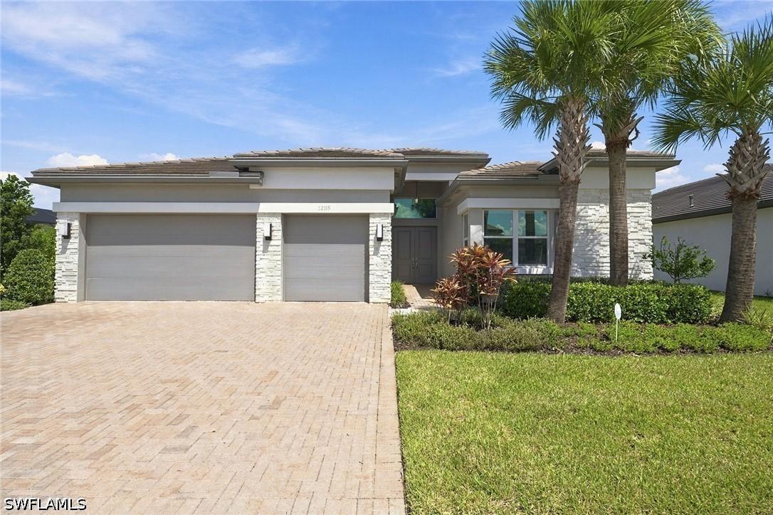 12115 Triton Way, Naples, FL 34120