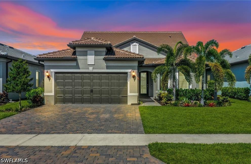 19252 Aqua Shore Dr., Fort Myers, FL 33913