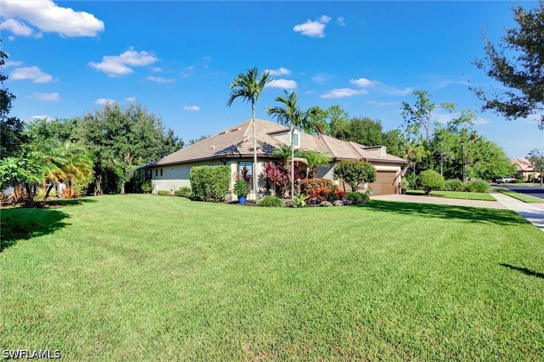 7230 Live Oak Dr., Naples, FL 34114