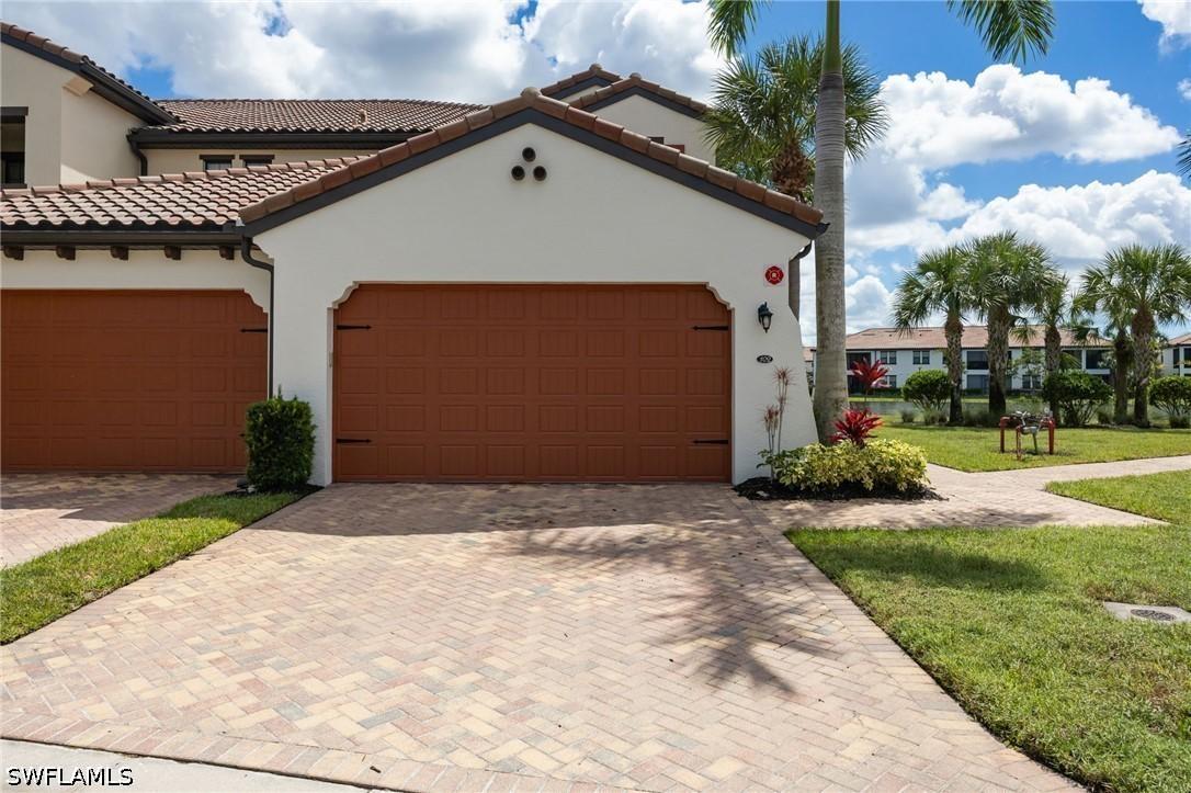 15197 Butler Lake Dr. #102, Naples, FL 34109