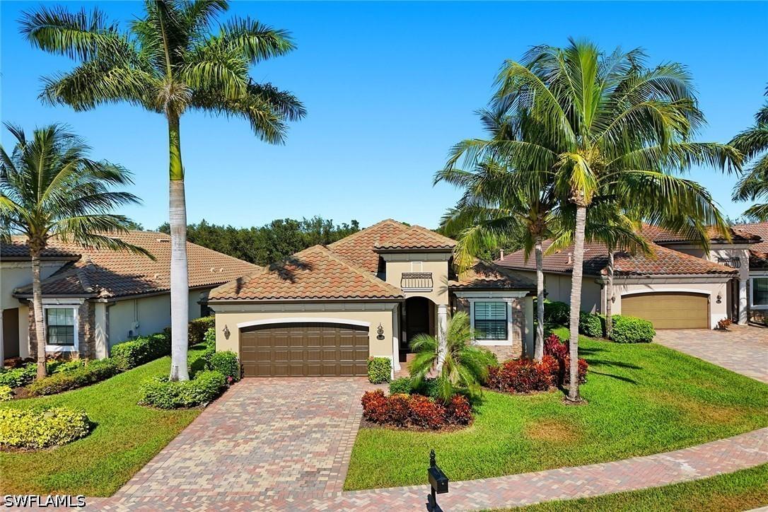 2906 Aviamar Cir., Naples, FL 34114