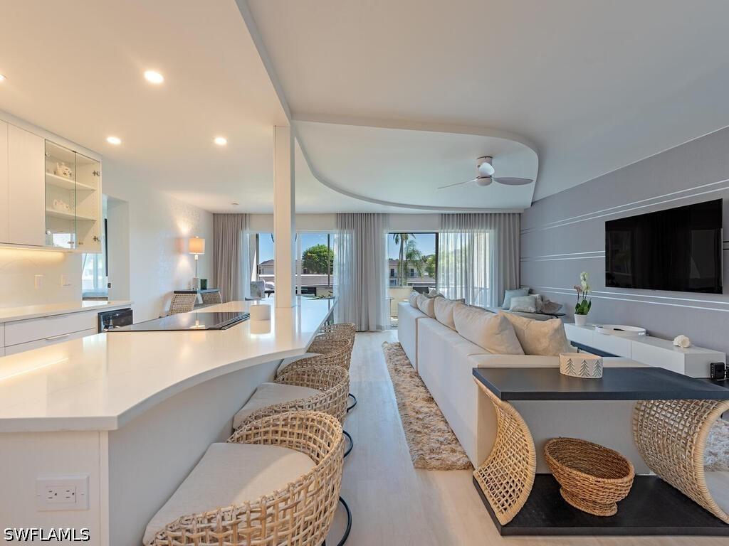 3410 Gulf Shore Blvd. #202, Naples, FL 34103