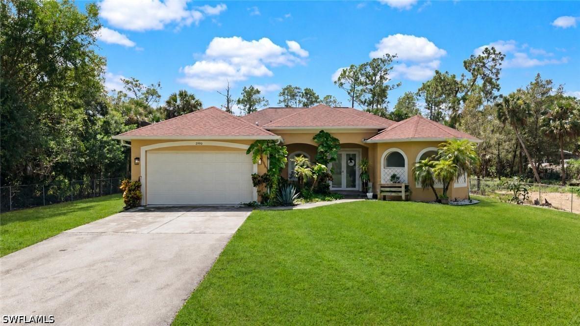 2990 2nd Ave., Naples, FL 34117