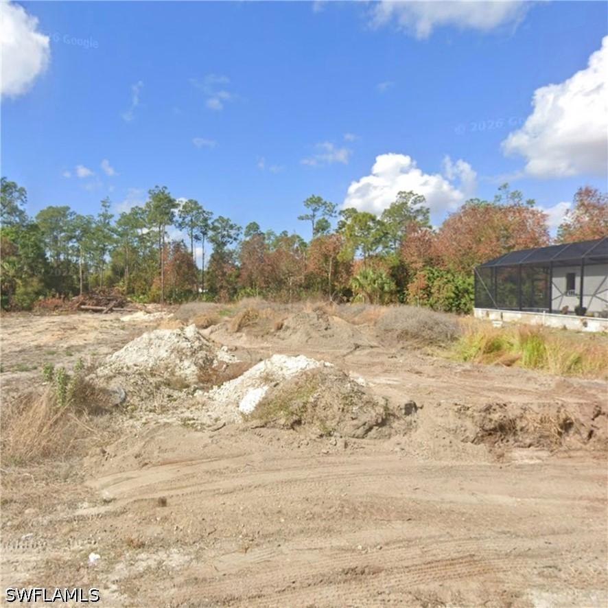 121 Louis Ave., Lehigh Acres, FL 33936
