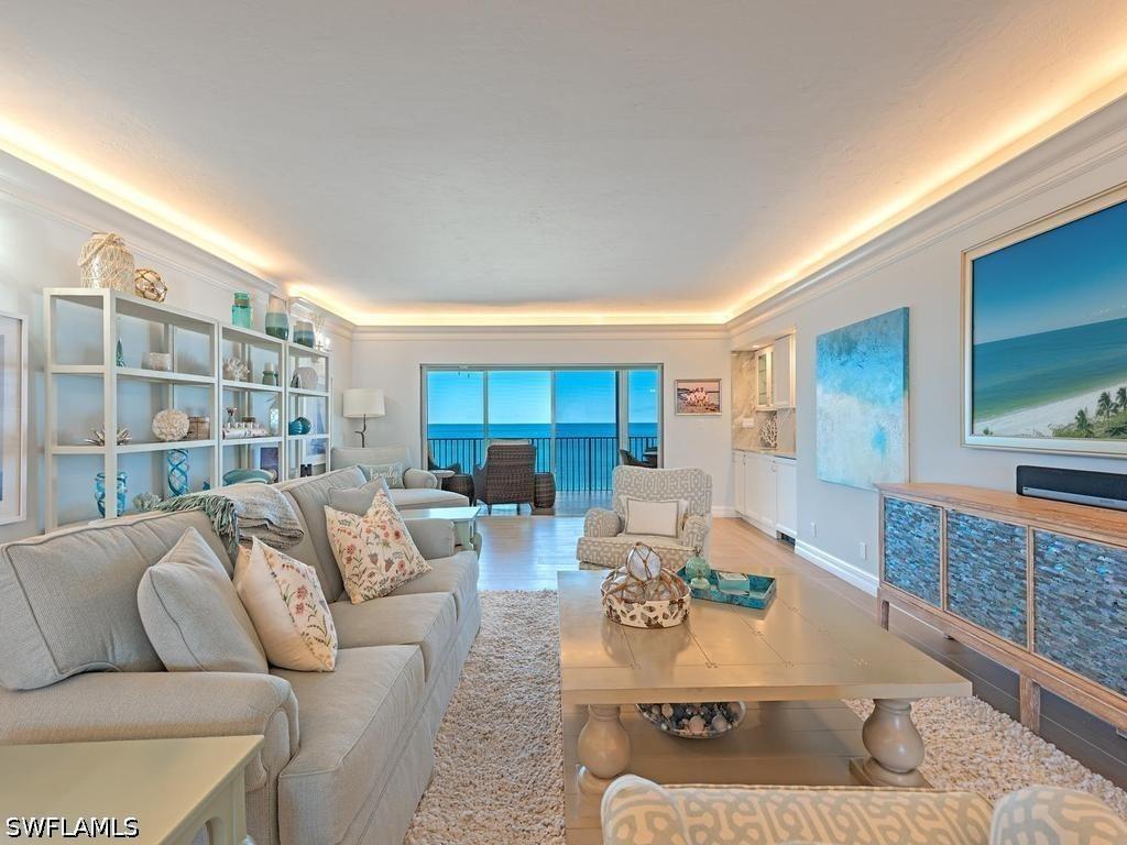 2905 Gulf Shore Blvd. #803, Naples, FL 34103
