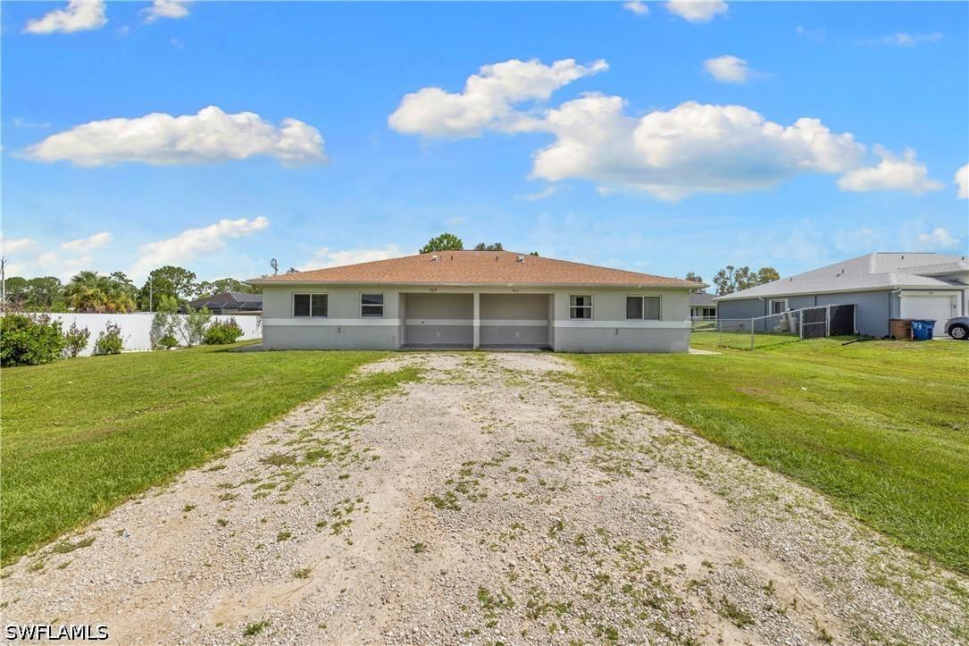 909/911 Jaguar Blvd., Lehigh Acres, FL 33974