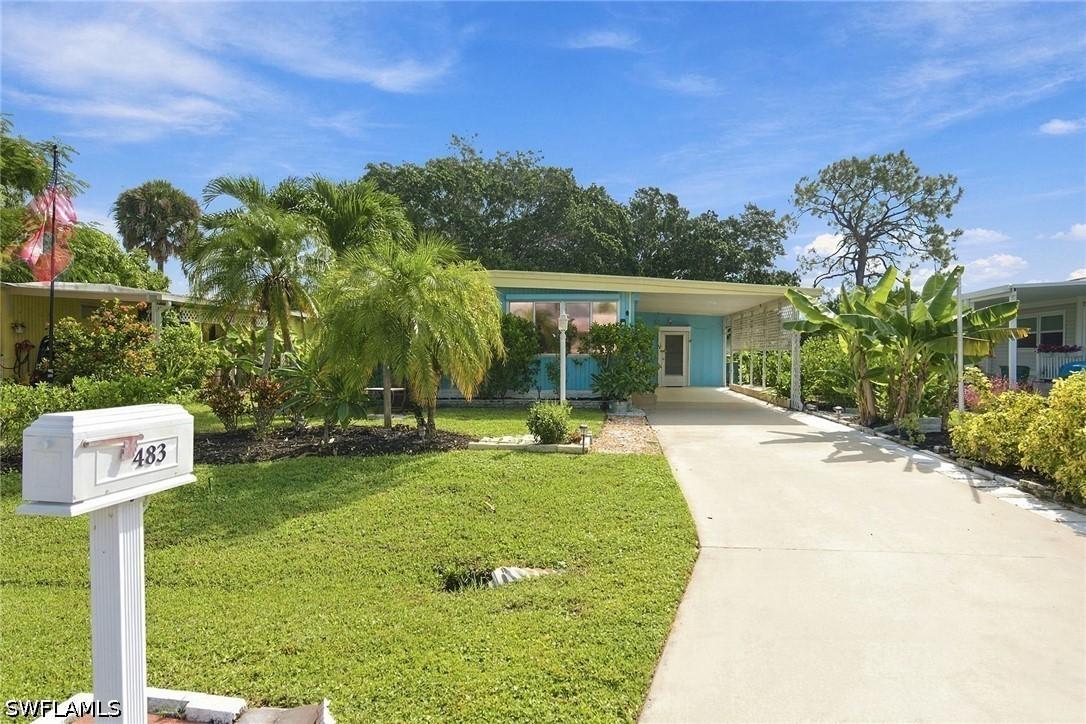 483 Riviera Blvd., Naples, FL 34112