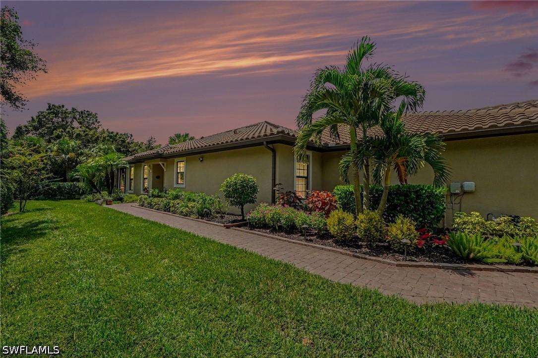 8004 Calle Canovas Ct., Naples, FL 34114