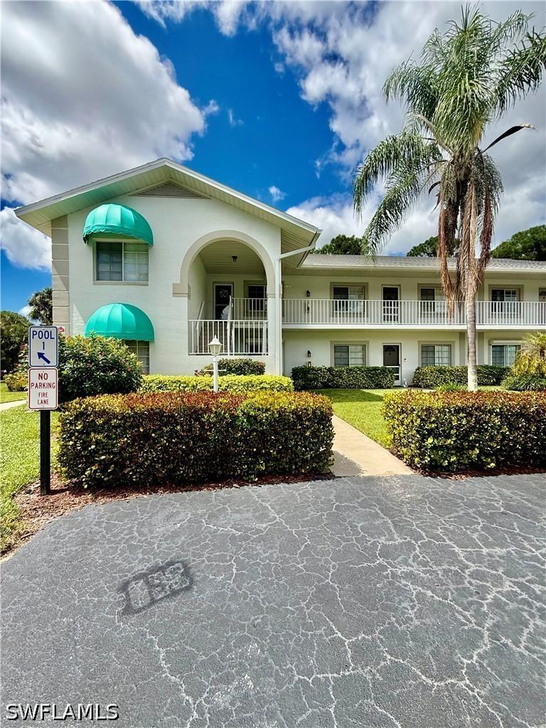281 Gabriel Cir. #6, Naples, FL 34104