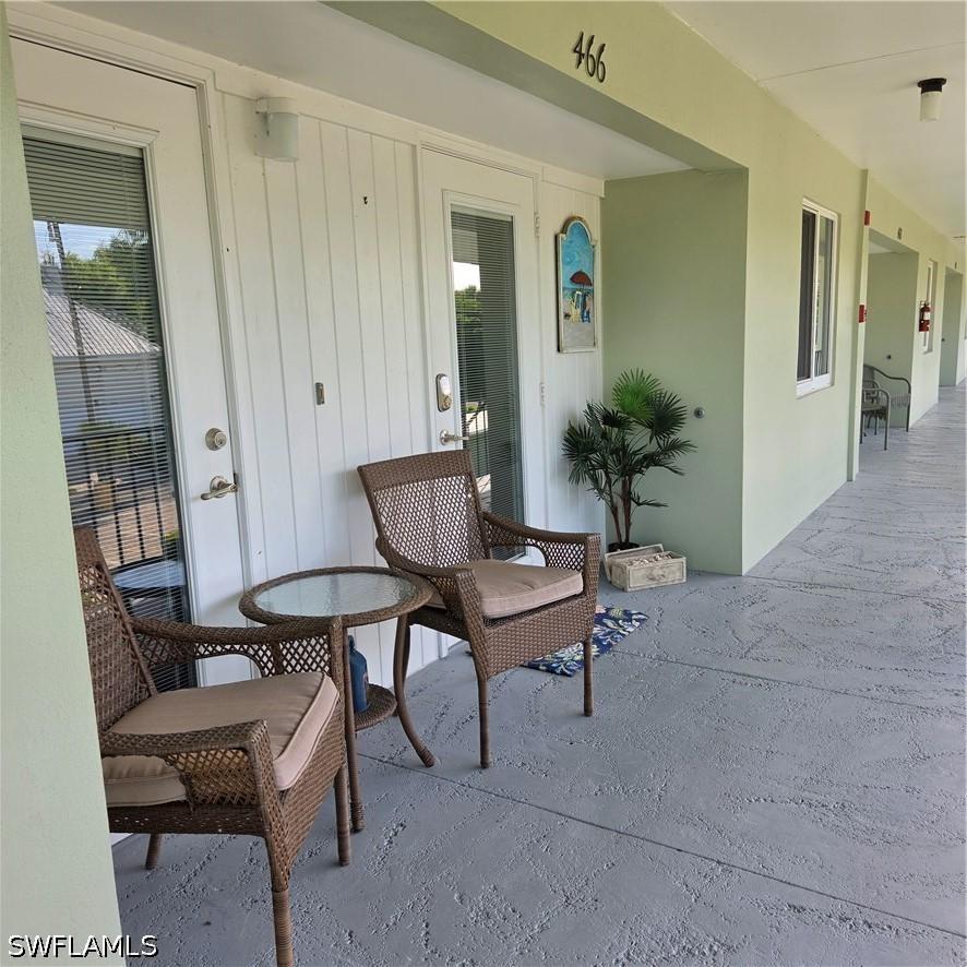 466 12th Ave., Naples, FL 34102