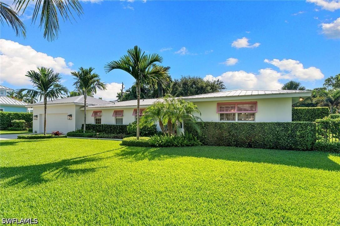 444 3rd St., Naples, FL 34102