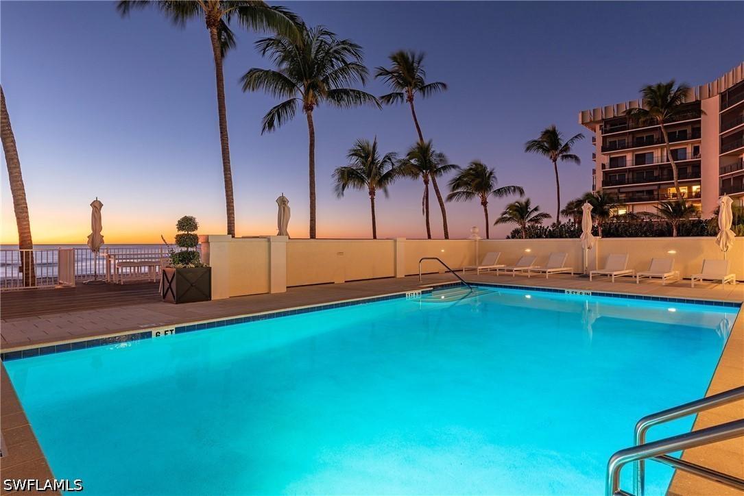 3377 Gulf Shore Blvd. #6C, Naples, FL 34103