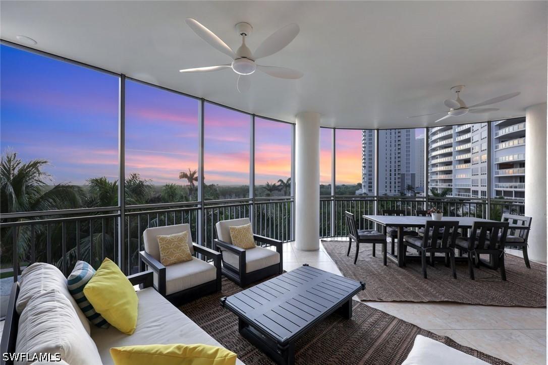 13675 Vanderbilt Dr. #510, Naples, FL 34110
