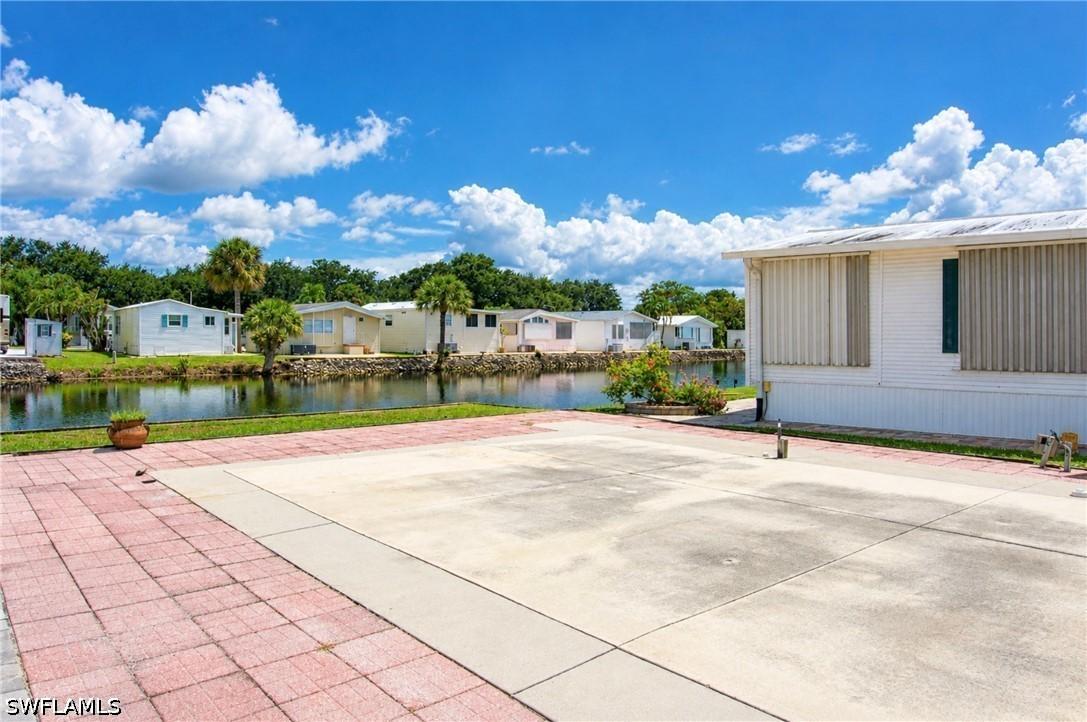 325 Imperial Wilder Blvd., Naples, FL 34114