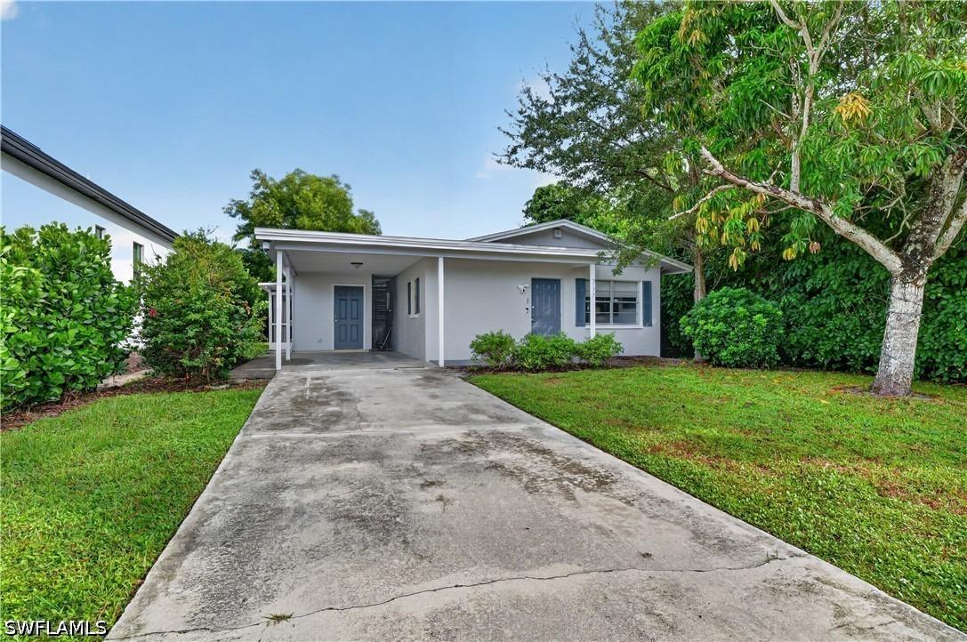 3177 Woodside Ave., Naples, FL 34112