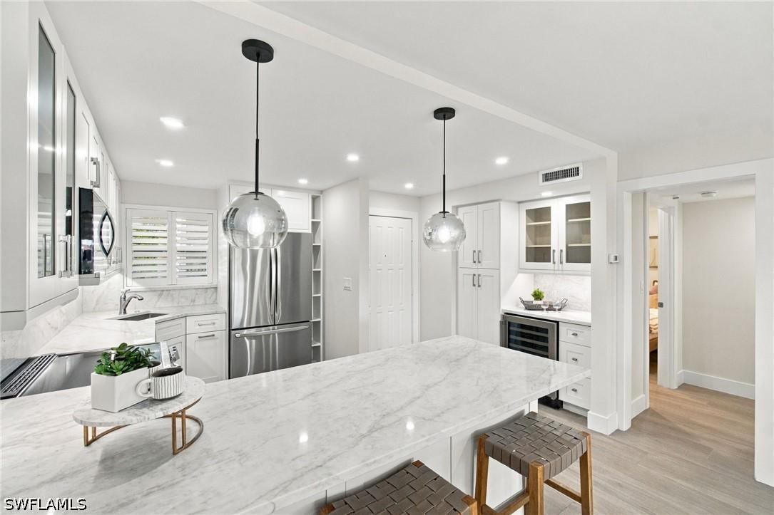 13 High Point Cir. #206, Naples, FL 34103