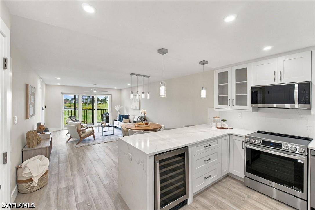 29 High Point Cir. #204, Naples, FL 34103