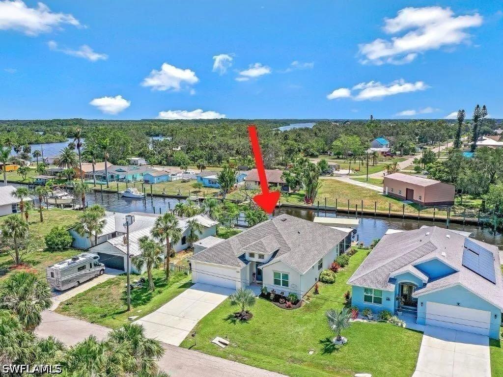 2214 Isle Of Pines Ave., Fort Myers, FL 33905