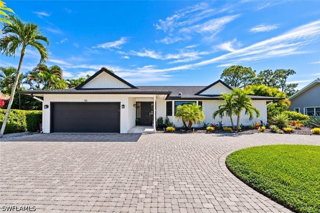 110 Palmetto Dunes Cir., Naples, FL 34113