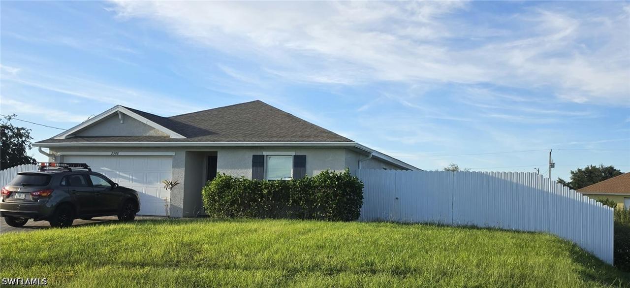 2908 43rd St., Lehigh Acres, FL 33976