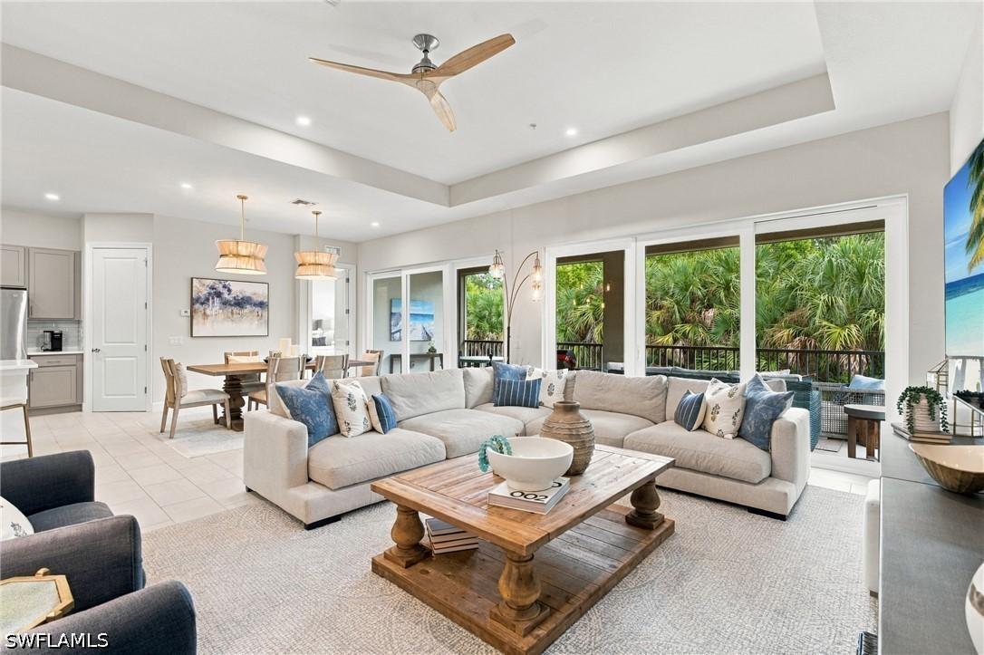 178 Indies Dr. #202, Naples, FL 34114